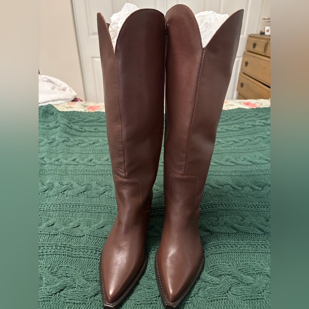 Dolce Vita Raj Extra Wide Calf Leather Boots. Excellent gently worn condition